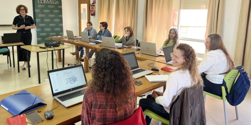 Más de 230 personas se forman en los 17 cursos impartidos por Convega en Los Montesinos