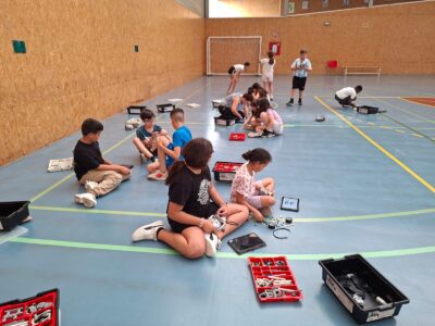 La concejalía de Educación y Música del Ayuntamiento de Almoradí, dirigida por Susana Miralles, valora positivamente el desarrollo de las actividades organizadas para celebrar el final del curso escolar 2024-2025.