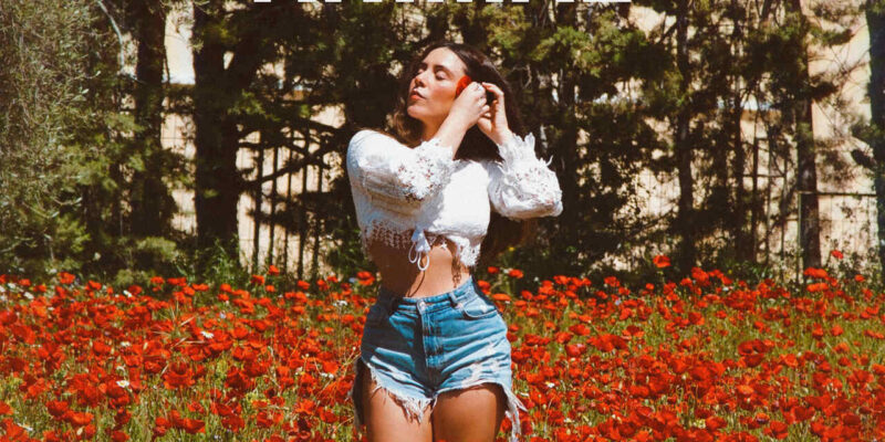 La cantante oriolana Ada Moon publica nuevo single y videoclip