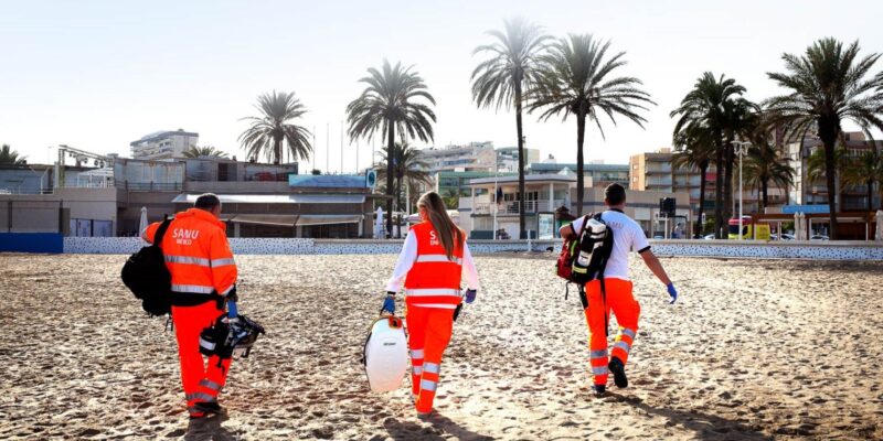 Fallece ahogado un hombre de 70 años en la Playa del Cura de Torrevieja