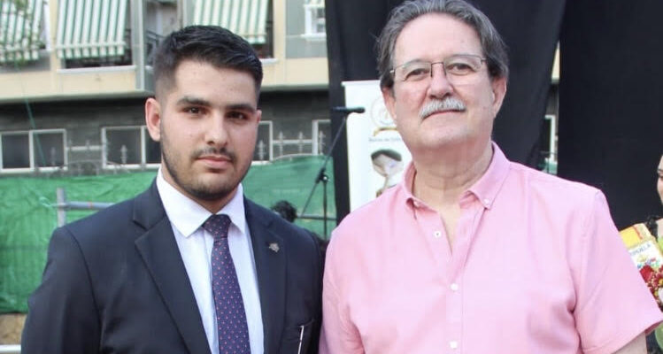 Concordia en Orihuela ha hecho público su apoyo al comisario de la Policía Local, José María Pomares, ante lo que asegura es una jubilación forzosa impuesta por el alcalde Pepe Vegara