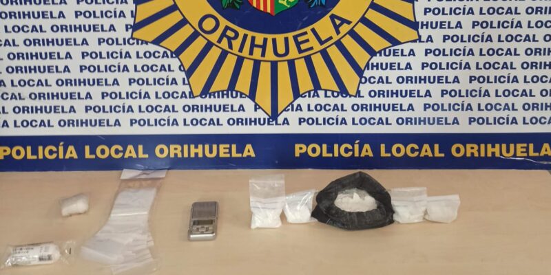 Detenido un hombre en Orihuela Costa por un presunto delito contra la salud pública