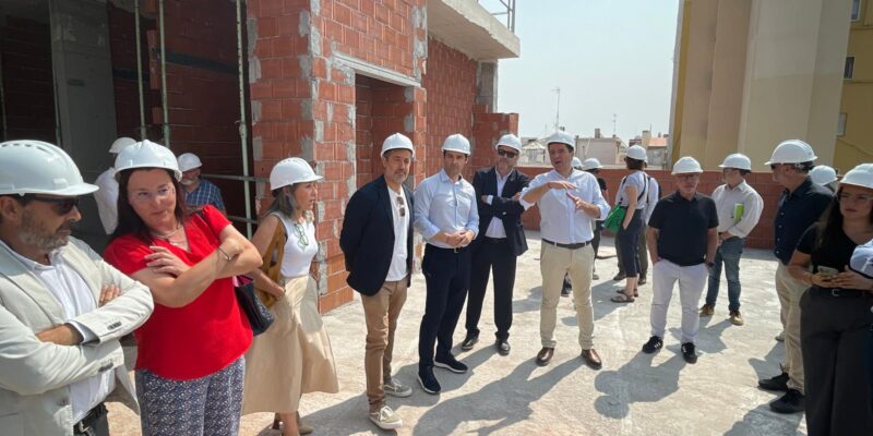 La UMH impartirá en Torrevieja el primer grado de Dirección y Gestión de Actividad de Empresas Turísticas