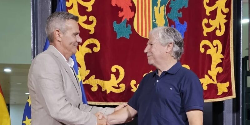 Las personas afectadas de enfermedad celíaca podrán disfrutar un año más de cerveza y alimentación sin gluten en las fiestas de Moros y cristianos de Orihuela gracias a la renovación del Convenio