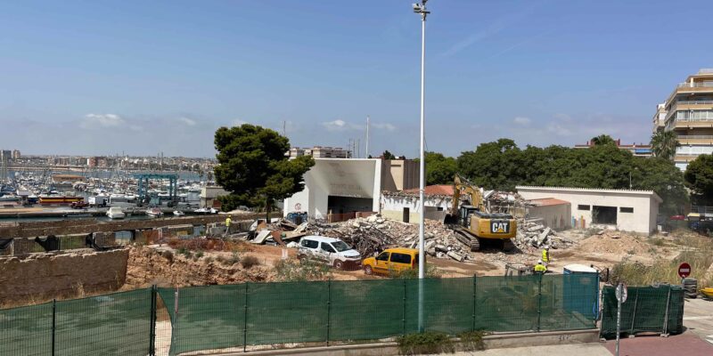 Torrevieja inicia las obras de rehabilitación del edificio de la Fábrica de Hielo
