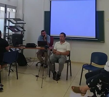 El Ayuntamiento de Almoradí a través de la concejalía de Bienestar Social, que dirige Nuria Follana, ha realizado el programa “Prevención e intervención con familias”, dirigido a padres, madres e hijos con la colaboración de los centros educativos