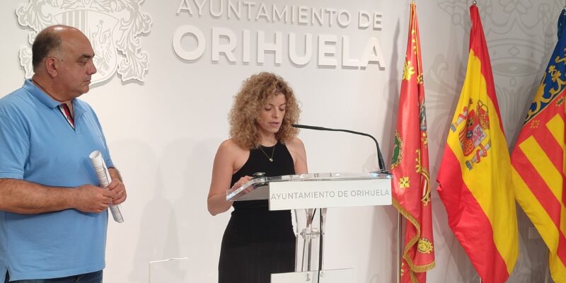 se han detectado graves irregularidades que presuntamente podrían constituir falsedad documental en las facturas y extractos bancarios justificativos presentados por las comisiones de fiestas de La Murada y de Orihuela Costa