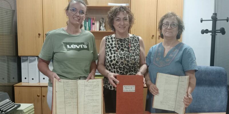 El Ayuntamiento de Bigastro ha finalizado la digitalización de más de 8.000 documentos históricos del municipio gracias a una subvención de la Diputación Provincial de Alicante. En esta acción, se han digitalizado documentos históricos correspondientes al siglo XIX