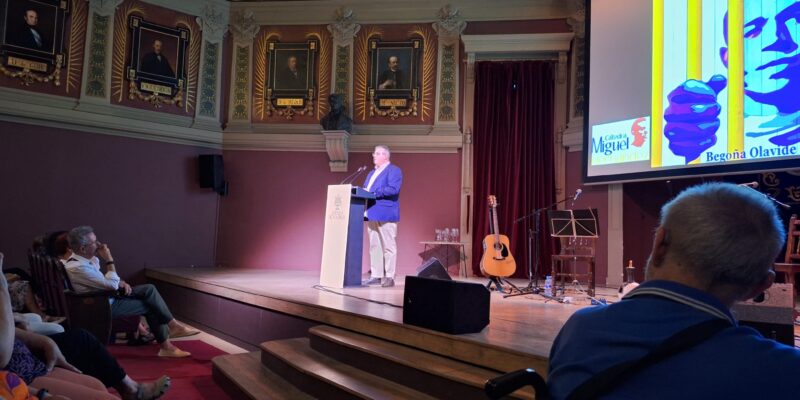 El Ateneo de Madrid acogió anoche un homenaje musical a Miguel Hernández
