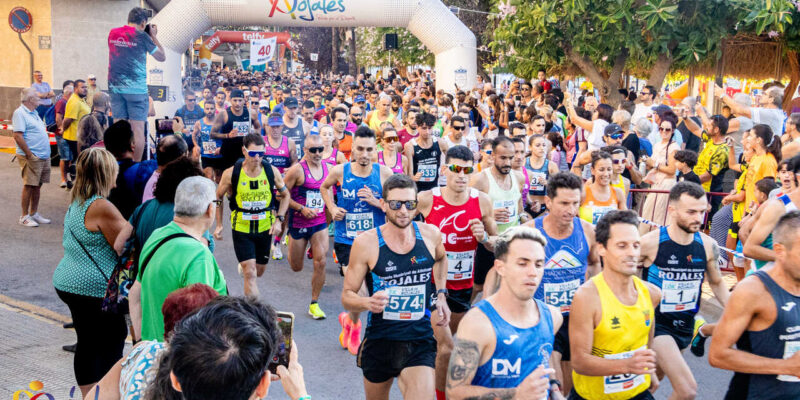 El Ayuntamiento de Rojales, a través de la Concejalía de Deportes, organiza una nueva edición de la Carrera Popular Villa de Rojales, una cita deportiva ya consolidada en el calendario local que reúne cada año a corredores de todas las edades y niveles.