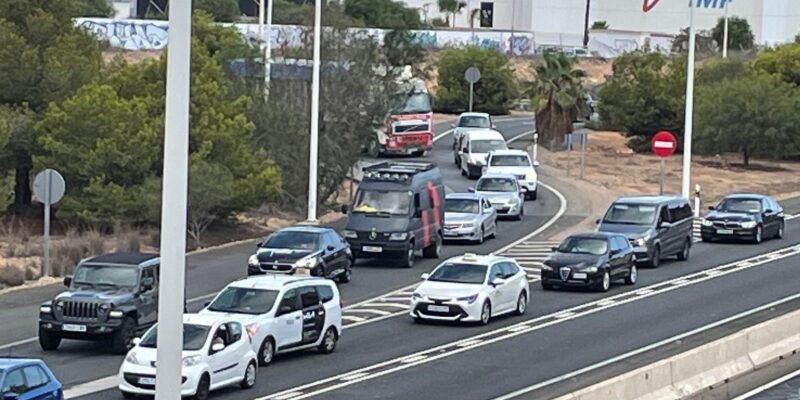  El grupo popular en el Ayuntamiento de Torrevieja presenta una moción para reclamar al ministerio de Transportes que incluya determinadas necesidades en los enlaces de desdoblamiento de la N-332 a su paso por el municipio