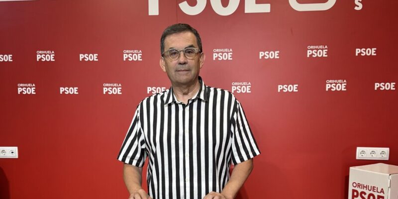 El concejal Isidro Grao, del Grupo Municipal Socialista, ha presentado hoy una moción que llevarán al próximo Pleno, en la que se insta al Ayuntamiento de Orihuela a cumplir lo establecido en el artículo 16 del Reglamento Orgánico del Pleno y sus Comisiones