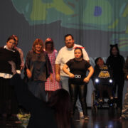 La Asociación de Personas con Diversidad Funcional ADIS presentó este pasado sábado en Bigastro su calendario solidario para 2026 en la que es la vigésimo primera edición de este evento de la entidad