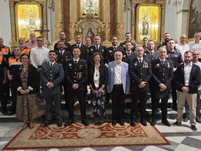 Almoradí celebra a los Santos Custodios reconociendo la labor de su Policía Local