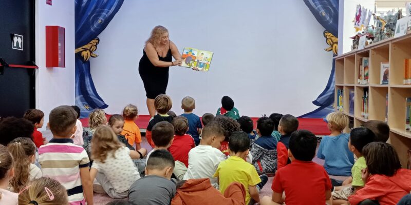 Bigastro celebra el décimo aniversario de su bebeteca como símbolo del impulso cultural