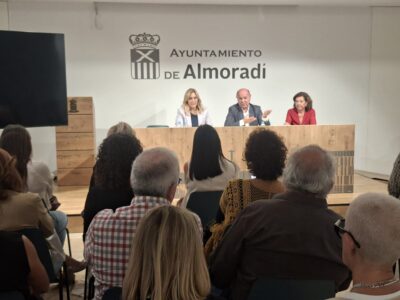 El Consell Escolar de la Comunidad Valenciana (CECV) ha desarrollado en Almoradí una nueva jornada del proyecto “Tu voz importa”, una iniciativa que contempla visitas a centros educativos de diferentes niveles de la Comunidad Valenciana