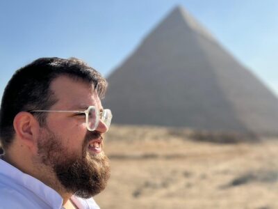 Desde un pequeño municipio de la Vega Baja como es Rafal, Fran Lozano ha conseguido acercar los misterios del Antiguo Egipto a miles de personas en todo el mundo. Bajo el nombre de Egipteando