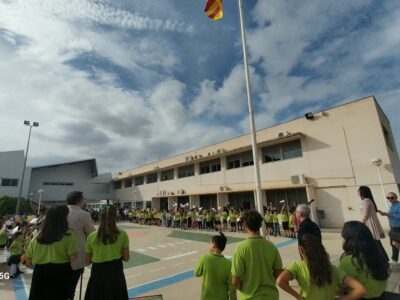 El Colegio de Hurchillo homenajea al himno de la Comunidad Valenciana