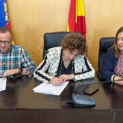 El Ayuntamiento de Bigastro ha firmado hoy el nuevo contrato de adjudicación del servicio de atención a la dependencia con la empresa SerHogar, encargada de prestar asistencia a las personas dependientes del municipio