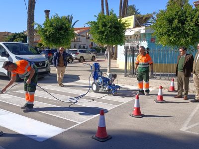 Cambiemos Orihuela exige activar de inmediato el Plan de Movilidad Urbana Sostenible (PMUS) y mejorar el transporte público en Orihuela Costa, y reclama una red de transporte y carriles bici que conecte el Centro, la Costa y las pedanías.