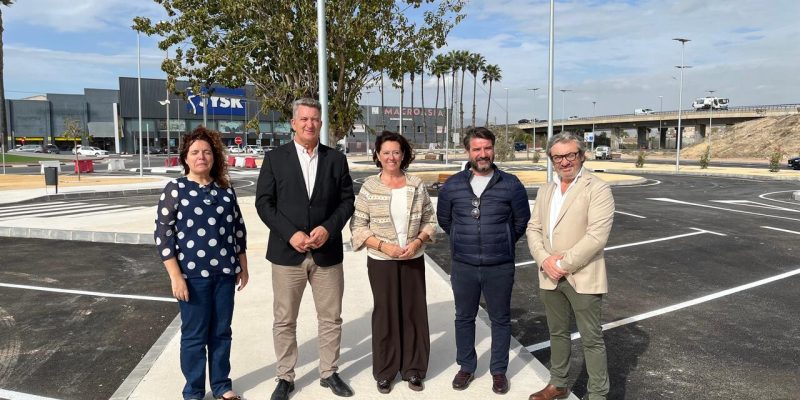 Almoradí abre el nuevo parking de vehículo compartido