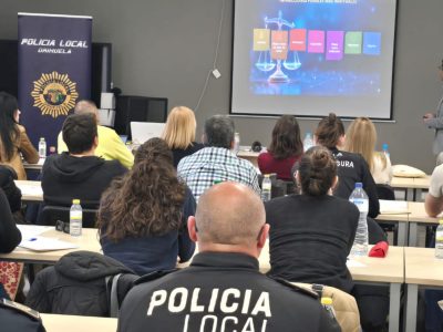 La Policía Local de Orihuela refuerza su formación en violencia de género