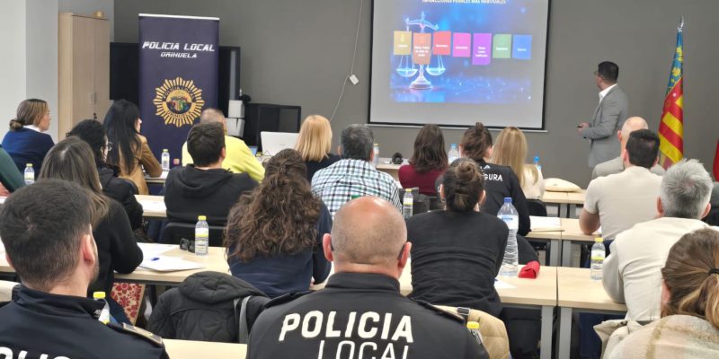 La Policía Local de Orihuela refuerza su formación en violencia de género