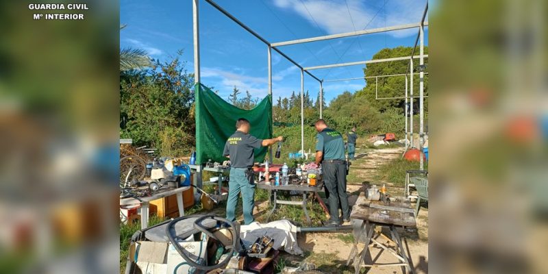 Localizan un taller ilegal cerca de las Lagunas de La Mata y Torrevieja