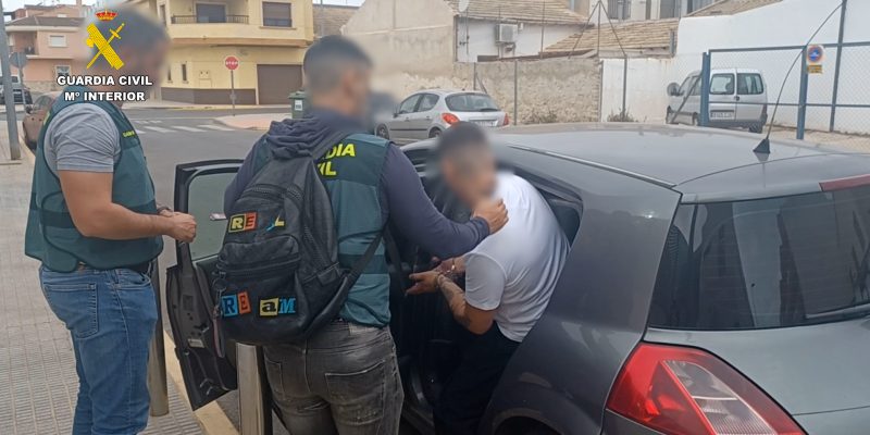 Sorprenden a un joven en San Isidro con 6 kilos de marihuana