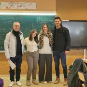 Julia Sales Cuenca gana el Concurso de cuentos de Navidad de Orihuela