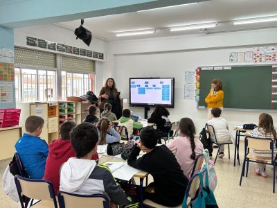 Orihuela impulsa talleres educativos sobre el riego tradicional