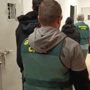 Detienen en Torrevieja a una pareja por 49 estafas y 4 ursurpaciones de identidad