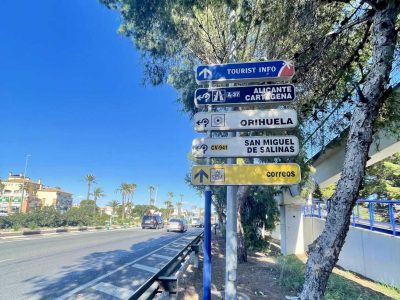 Orihuela renovará la señalética turística de su costa
