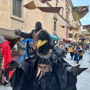 Orihuela vuelve al Medievo con la apertura del Mercado Medieval