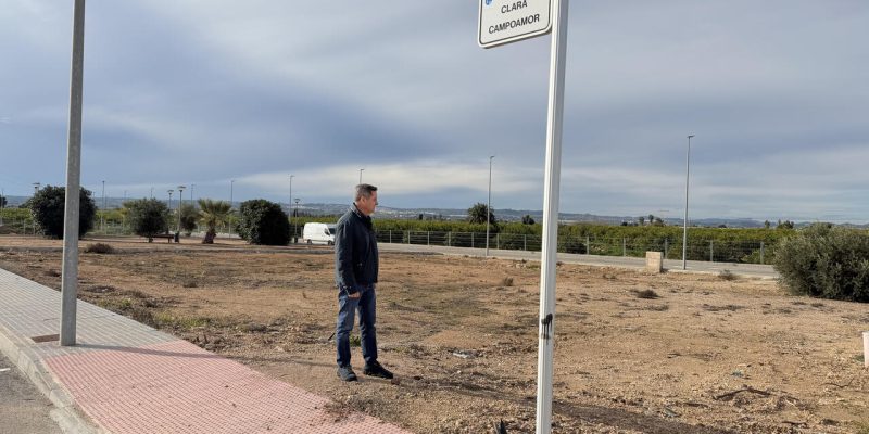 Los Montesinos cede suelo para vivienda pública y espera el impulso de la Generalitat