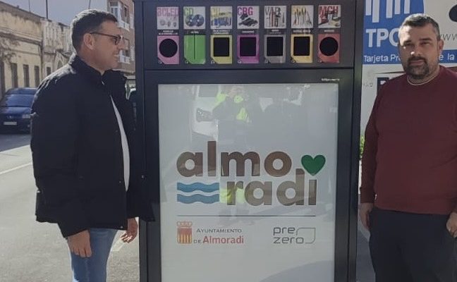 Almoradí instala mini puntos limpios para recogida de residuos domésticos