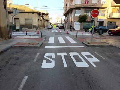 Almoradí mejora la seguridad vial con la actuación en 200 pasos peatonales