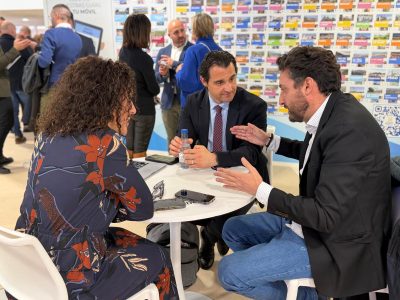 Torrevieja afronta una exitosa primera jornada en Fitur