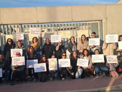El sindicato STEPV se suma a la protesta en el CEIP Playas de Orihuela