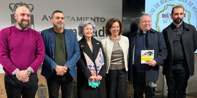 Almoradí da inicio a la Semana Santa con la presentación de cargos