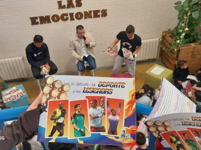 El Colegio de Hurchillo crea un álbum de cromos de las leyendas del deporte