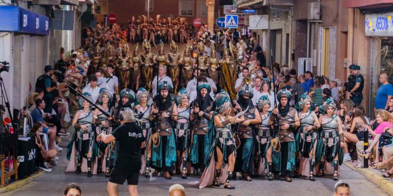 Rojales convoca el concurso para diseñar la portada del libro de fiestas patronales